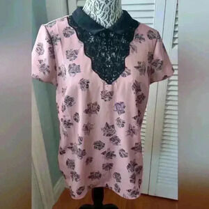 RW&CO Women's Large Elegant Collared with  Embroidered Detail